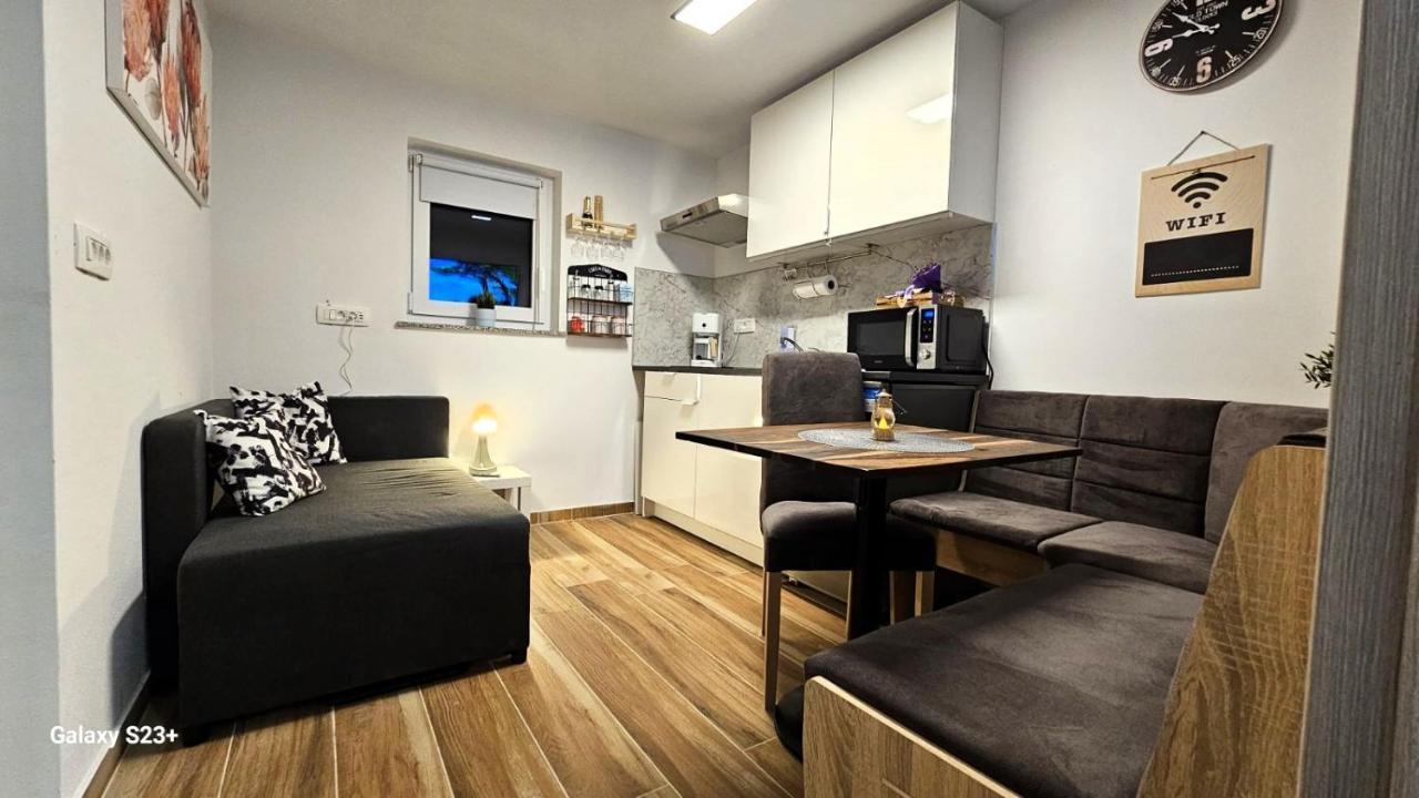 Apartmaji Stars Mavcice 외부 사진